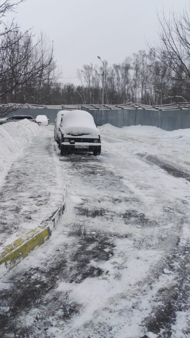 Фотоотчет по уборке придомовых территорий после обильных снегопадов.