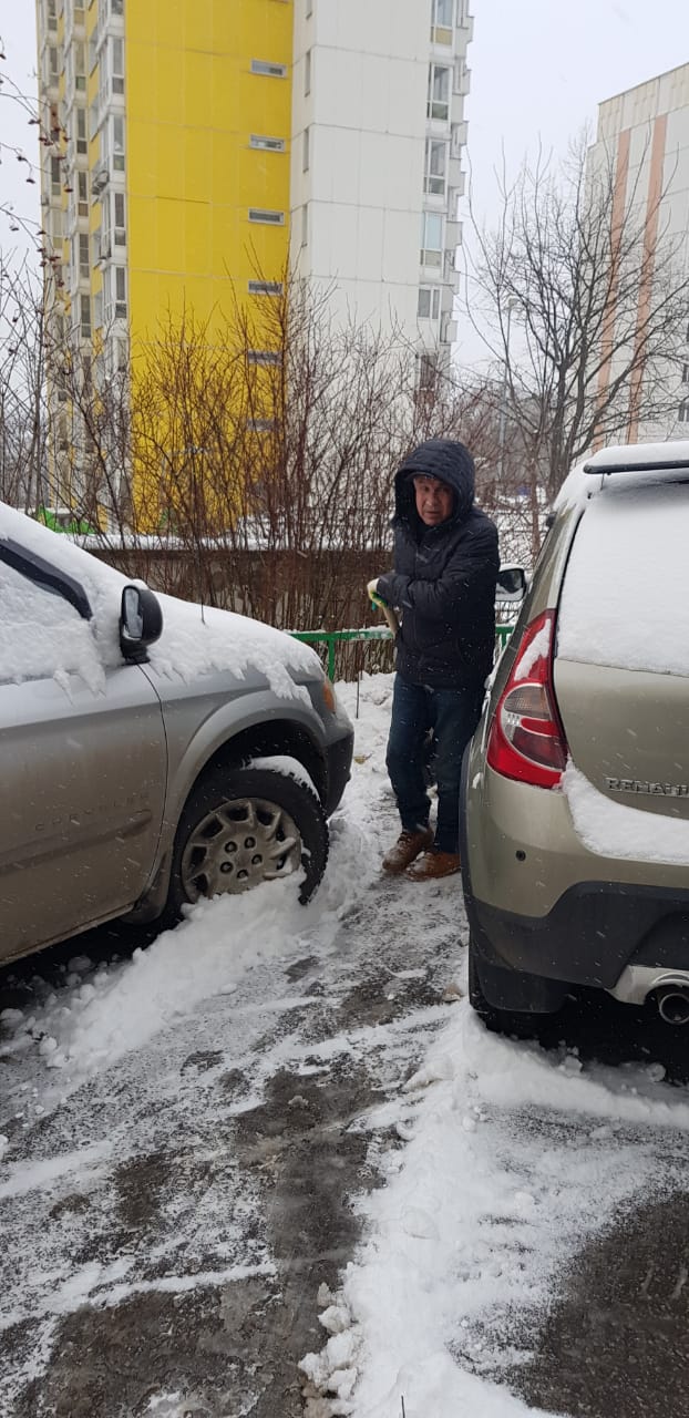 Выполнена уборка снега с придомовой территории многоквартирных домов, расположенных по адресам: Ленинский район, Битцевский проезд, д.11, д.13, д.17.