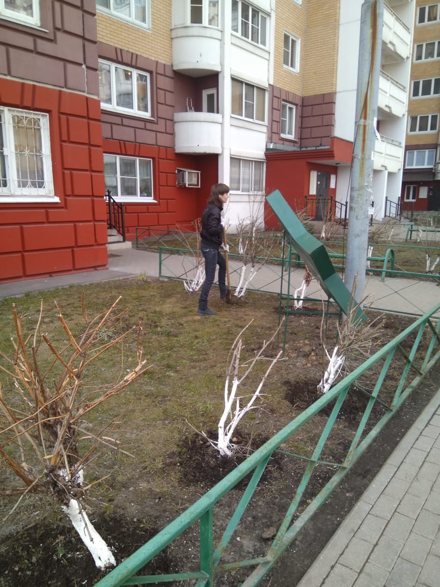 В рамках проведения весеннего месячника благоустройства на территории Ленинского района Московской области УК 